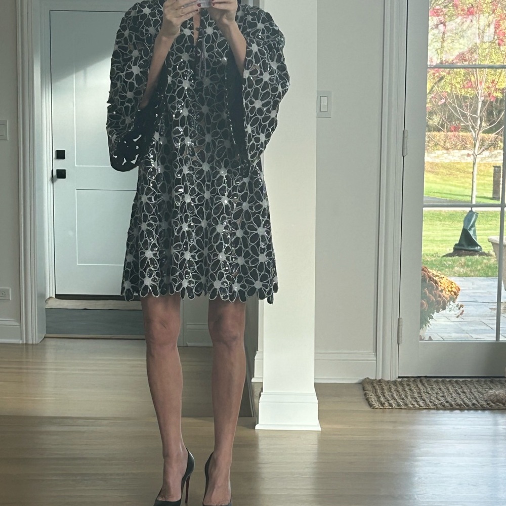 La Vie Style House Black & White Floral Lace Mini Dress - Picture 2 of 3